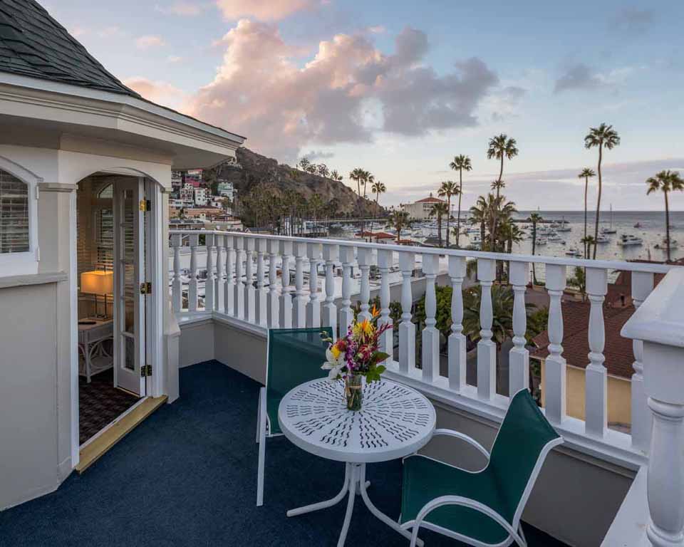 Special Offer Glenmore Plaza Hotel