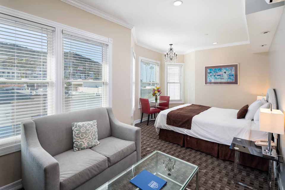 Catalina Island Hotel Glenmore Plaza King Premium Room